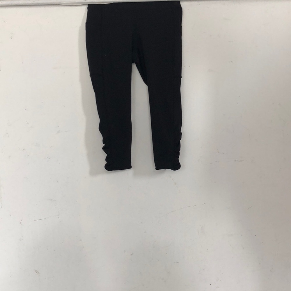Ivivva crop pants
